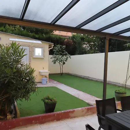 Deux Personnes Avec Salle De Bain Privative Gæstehus Bondy